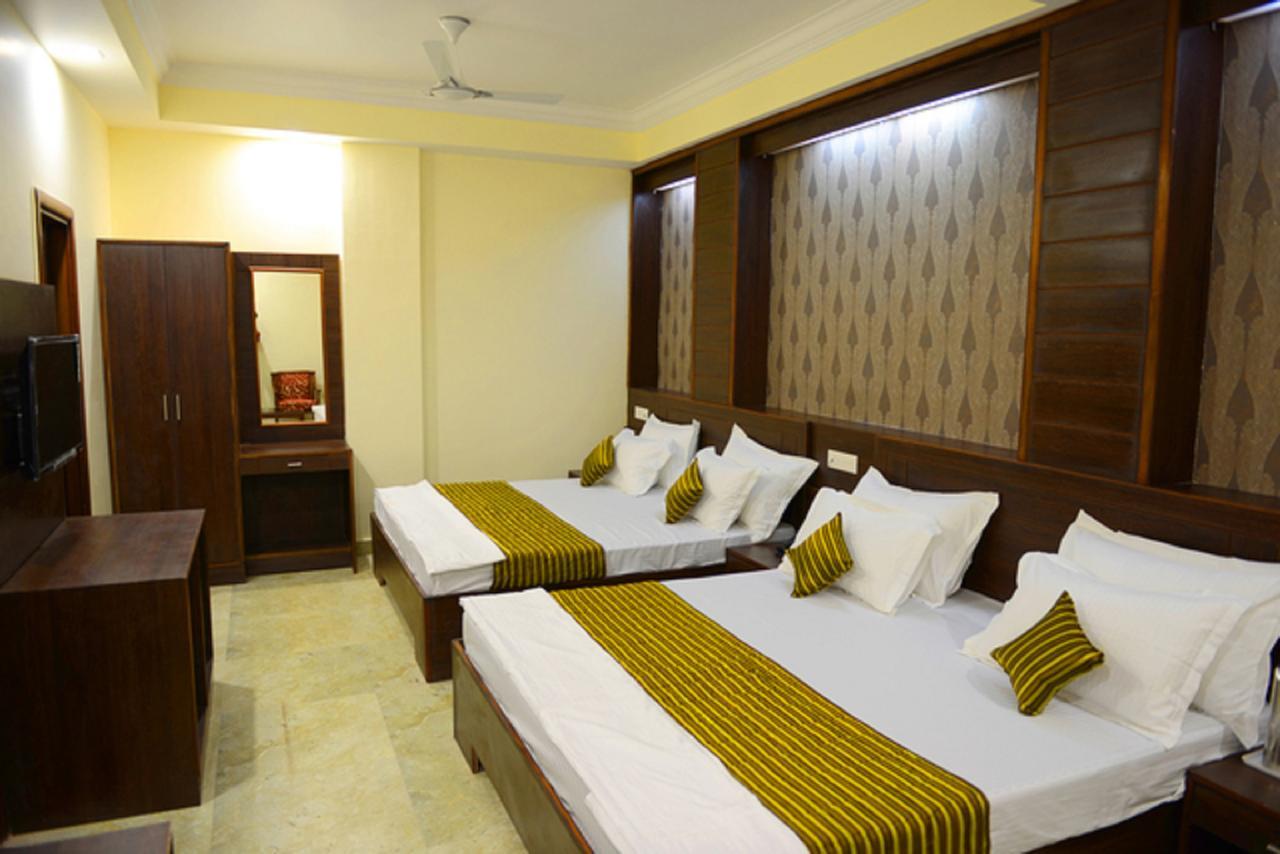 Anurag Hotel Катра Екстер'єр фото